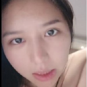 素颜女友露脸女上位无保护措施打粑粑[1V 1.36G]